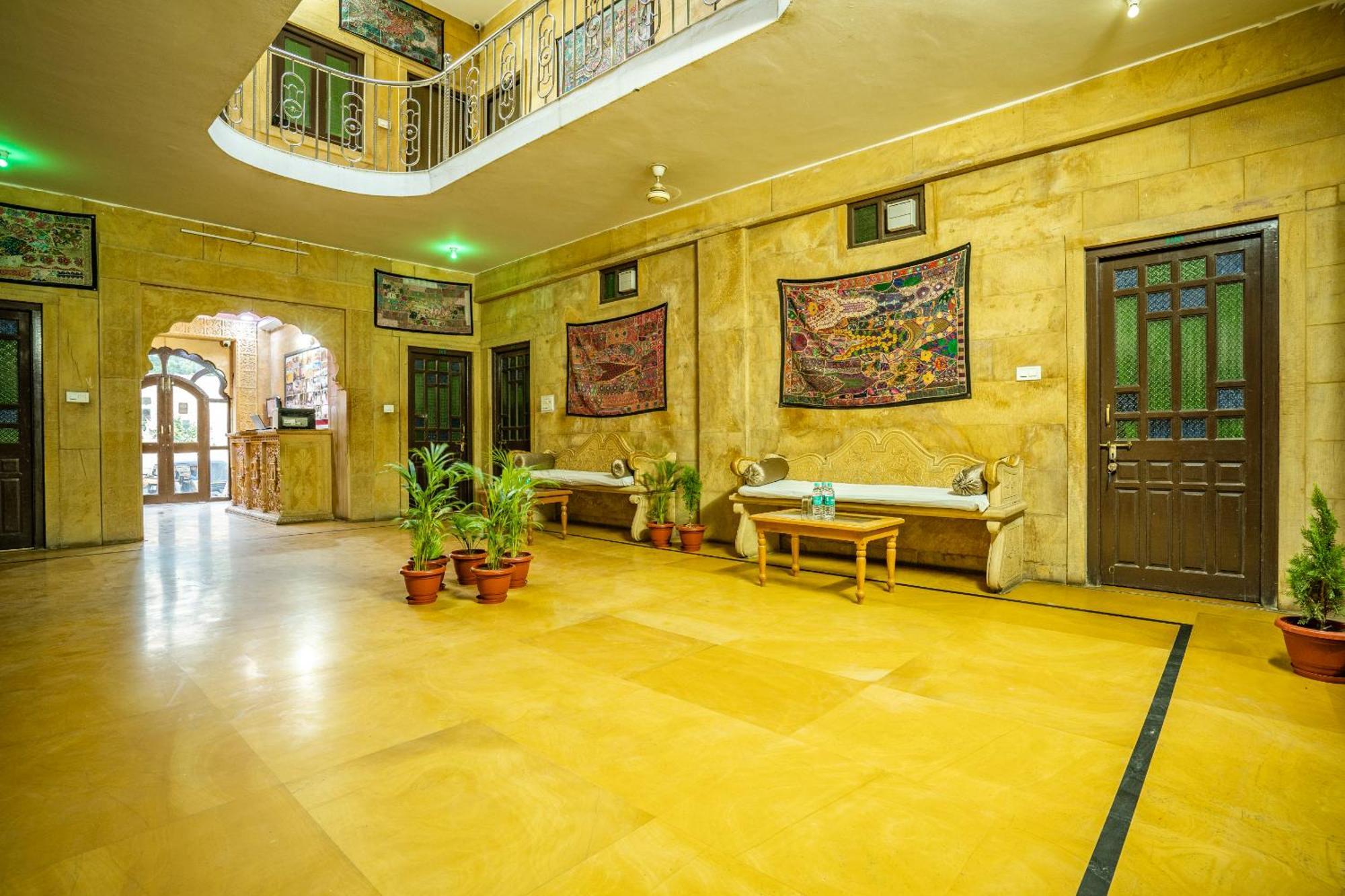Hotel Marina Mahal With Swimming Pool Jaisalmer Ngoại thất bức ảnh
