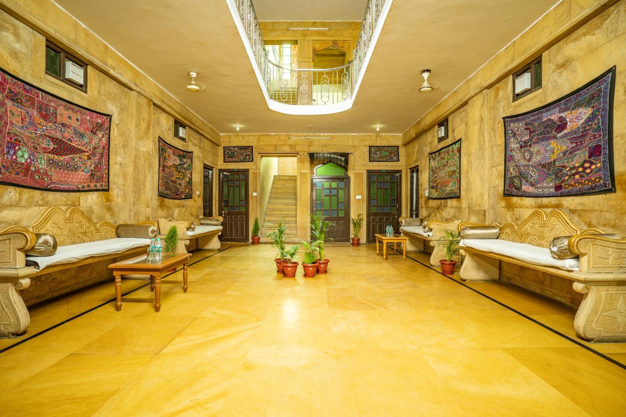Hotel Marina Mahal With Swimming Pool Jaisalmer Ngoại thất bức ảnh